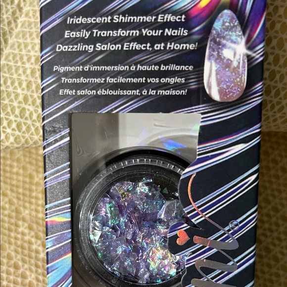 Nail Art Flakes Iridescent Nail Decor - Purple Blue Silver Sparkle - Picture 3 of 3